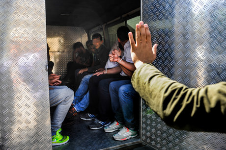 دستگیری 14 قاچاقچی و کشف یک تن مواد مخدر